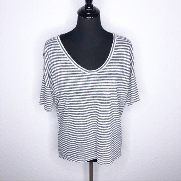 Fine gray white striped linen v neck top size XS / Small - Picture 1 of 12